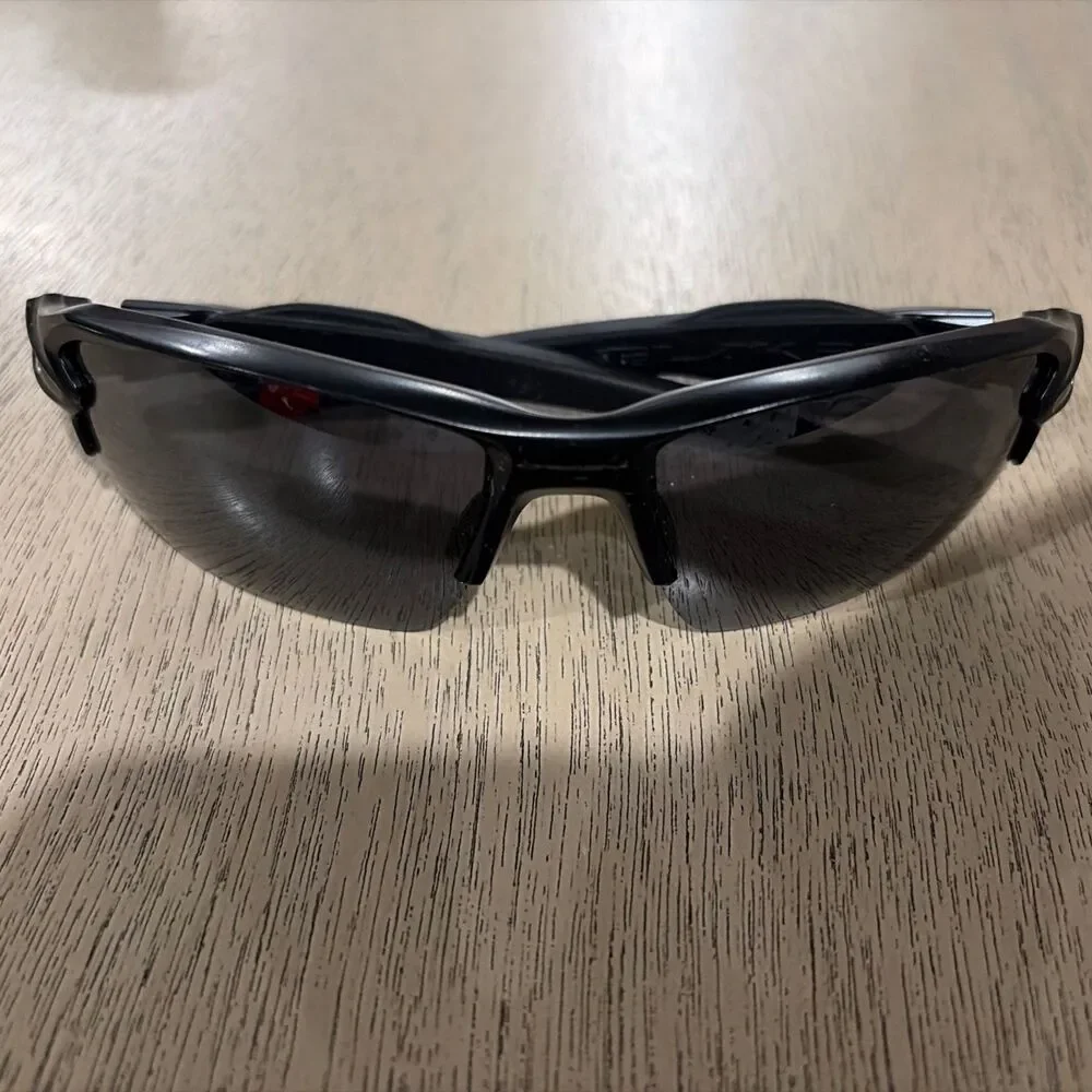 VTG OAKLEY FLAK 2.0 Sunglasses Black Frame PRIZM Polarized OO9188-01 59 12 133